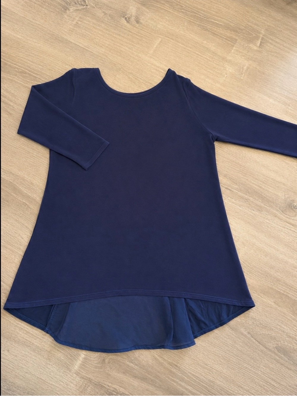 Kim & Cami Navy Long Sleeve High-Low Tunic Medium